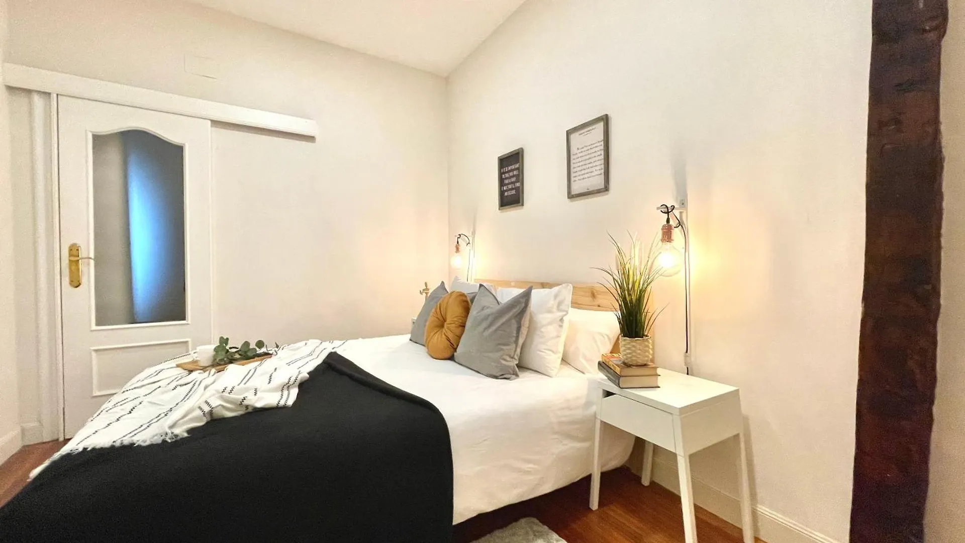 Fika Flat Casco Viejo Parking 15Euro X Dia Lejlighed Bilbao